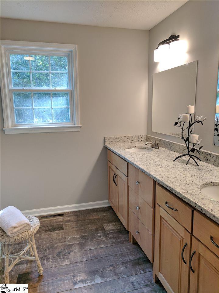 319 State Rd S-30-498 Laurens, SC 29360 - Photo 16 of 18 Gallery Image 16