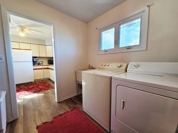 $475,000 | W5605 Island Drive, Pardeeville, WI 53954