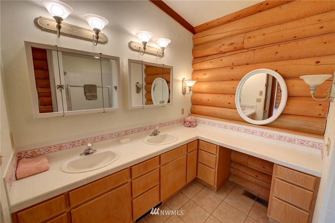 11 Green Road Winthrop, WA 98862 - Photo 11 of 25 Gallery Image 11