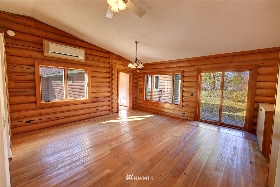 11 Green Road Winthrop, WA 98862 - Photo 12 of 25 Gallery Image 12
