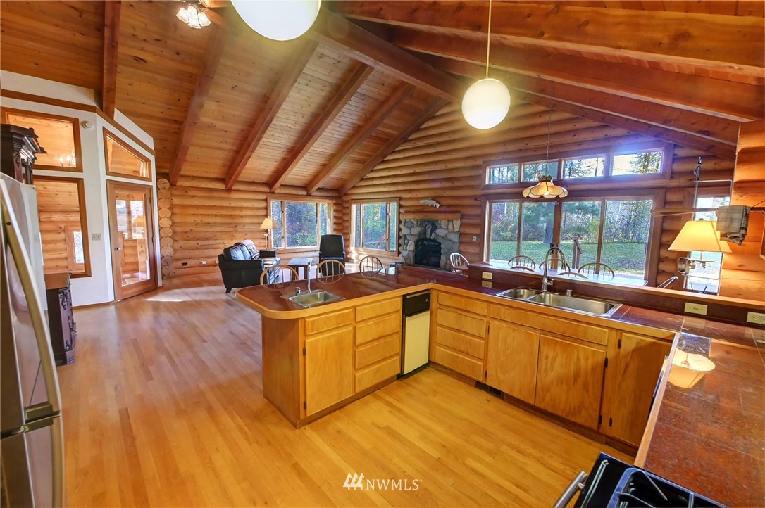 11 Green Road Winthrop, WA 98862 - Photo 6 of 25 Gallery Image 6