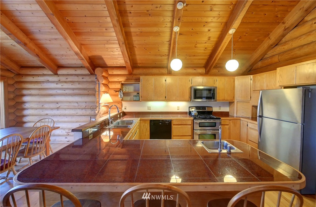 11 Green Road Winthrop, WA 98862 - Photo 8 of 25 Gallery Image 8