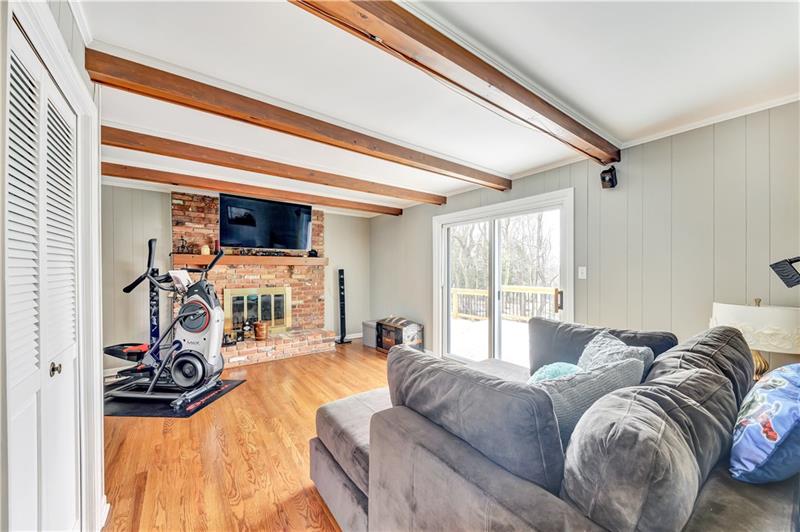 947 Field Club Road Pittsburgh, PA 15238 - Photo 12 of 25 Gallery Image 12