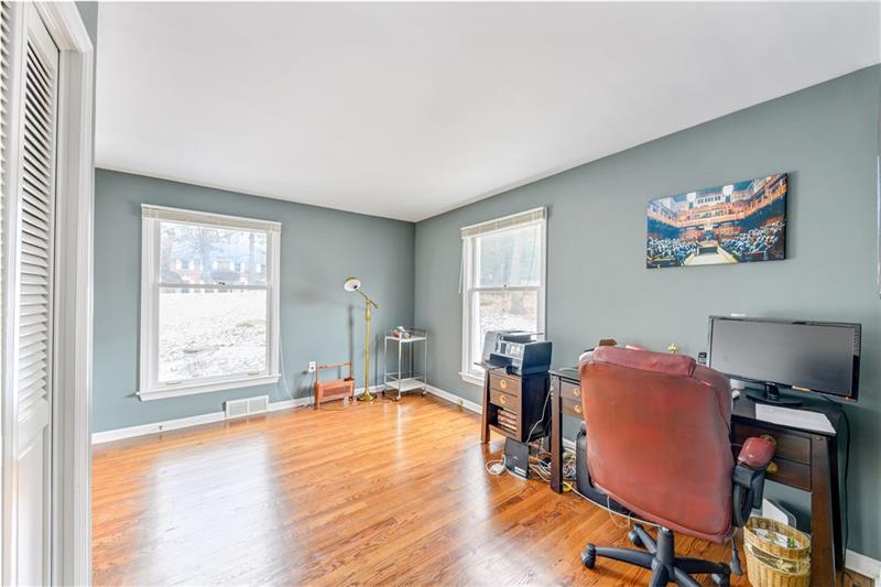 947 Field Club Road Pittsburgh, PA 15238 - Photo 14 of 25 Gallery Image 14