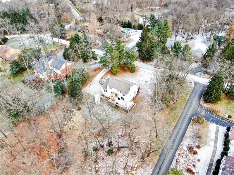 947 Field Club Road Pittsburgh, PA 15238 - Photo 3 of 25 Gallery Image 3