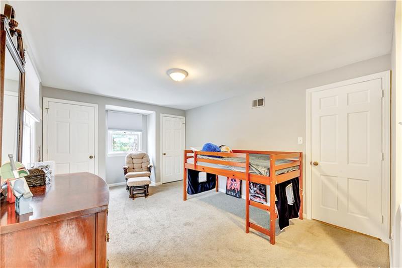 947 Field Club Road Pittsburgh, PA 15238 - Photo 23 of 25 Gallery Image 23