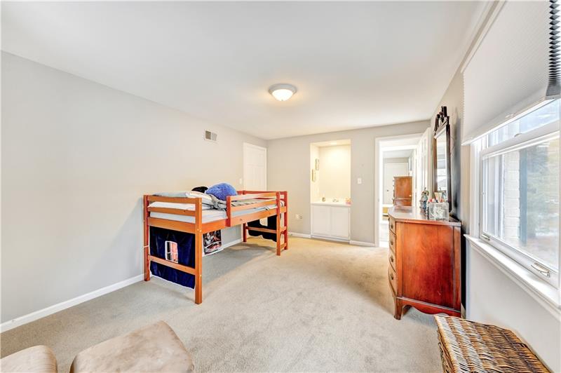 947 Field Club Road Pittsburgh, PA 15238 - Photo 24 of 25 Gallery Image 24