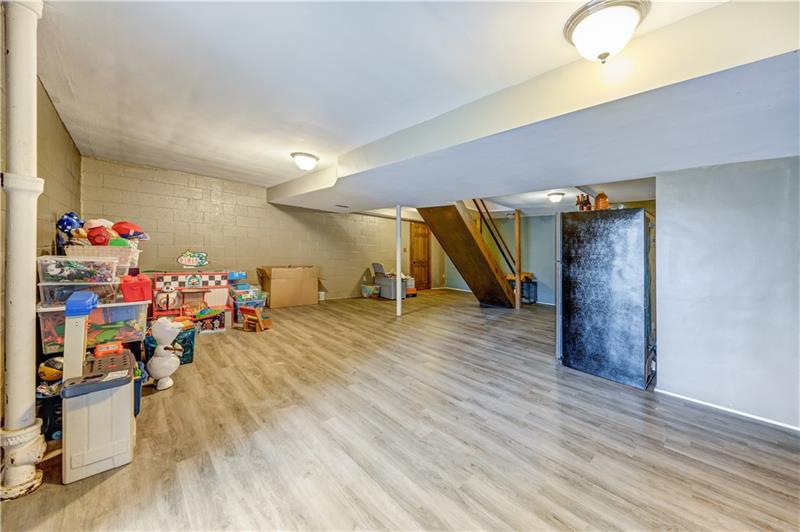 947 Field Club Road Pittsburgh, PA 15238 - Photo 25 of 25 Gallery Image 25