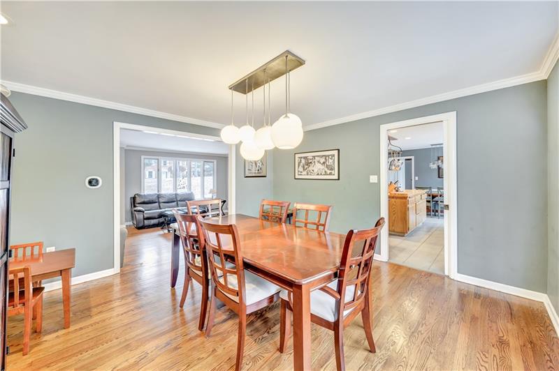 947 Field Club Road Pittsburgh, PA 15238 - Photo 9 of 25 Gallery Image 9
