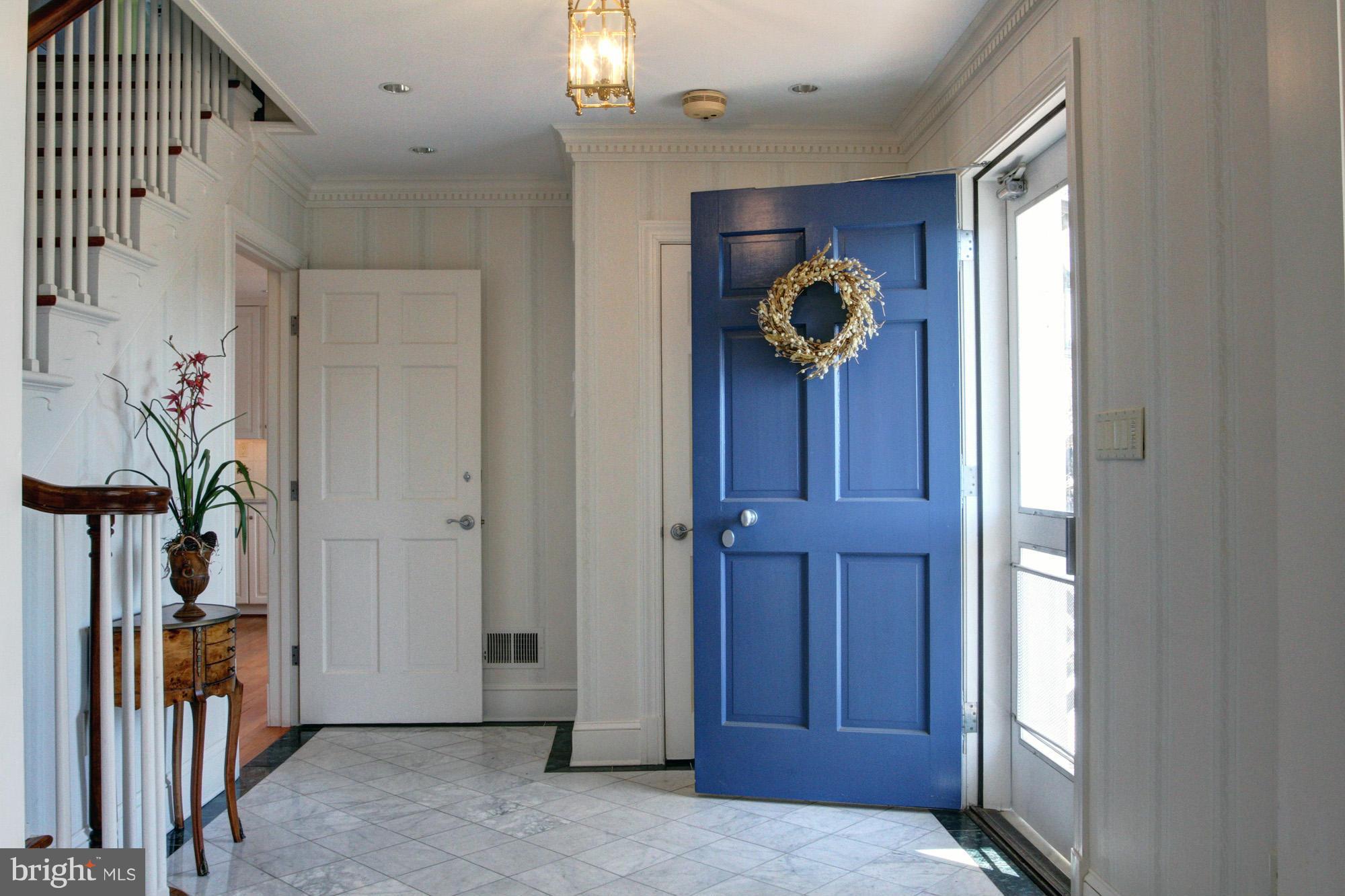 1928 Carrollton Road Annapolis, MD 21409 - Photo 2 of 30 Entry foyer