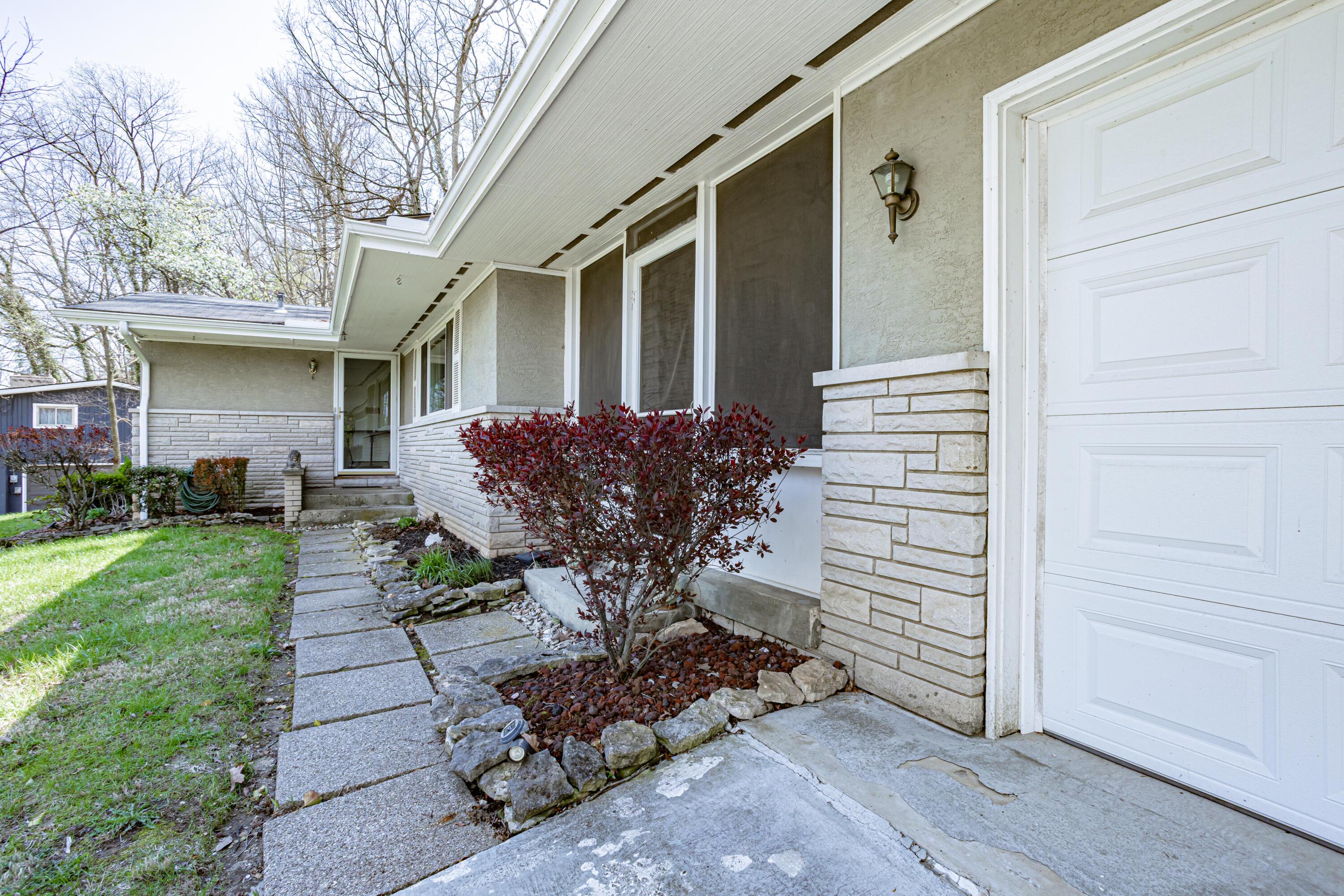 70 Riverside Drive Galloway, OH 43119 - Photo 9 of 57