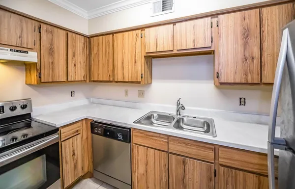 $1,400 | 18511 Egret Bay Boulevard, Unit 614, Webster, TX 77058