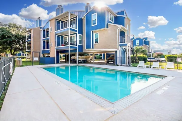$1,400 | 18511 Egret Bay Boulevard, Unit 614, Webster, TX 77058