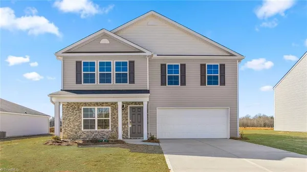$365,990 | 416 Baymeade Drive, Lexington, NC 27295