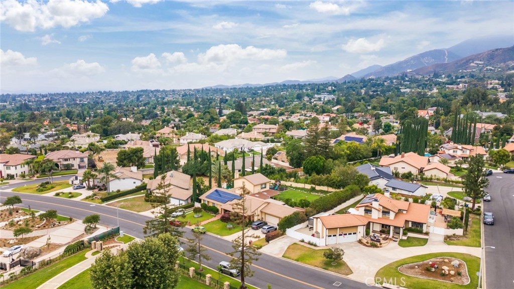 2429 Cliff Road Upland, CA 91784 - Photo 42 of 44