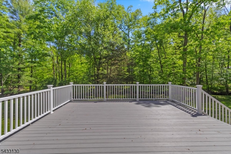 28 King George Road Warren, NJ 07059 - Photo 18 of 39