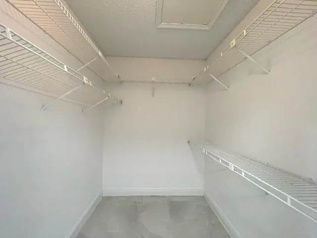 $5,495 | 1712 Northwest 91st Avenue, Plantation, FL 33322