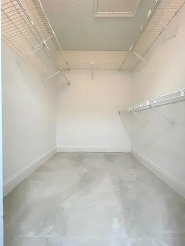 $5,495 | 1712 Northwest 91st Avenue, Plantation, FL 33322