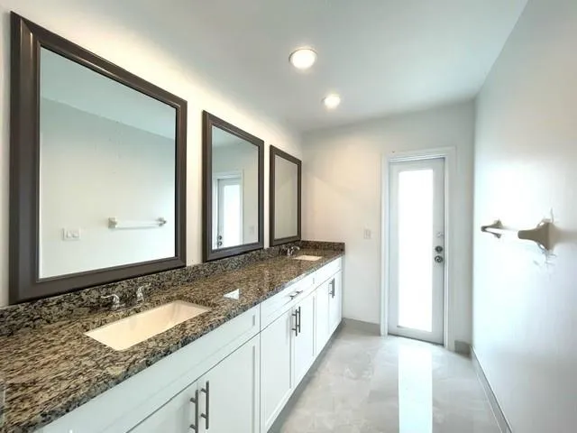 $5,495 | 1712 Northwest 91st Avenue, Plantation, FL 33322