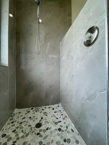 $5,495 | 1712 Northwest 91st Avenue, Plantation, FL 33322