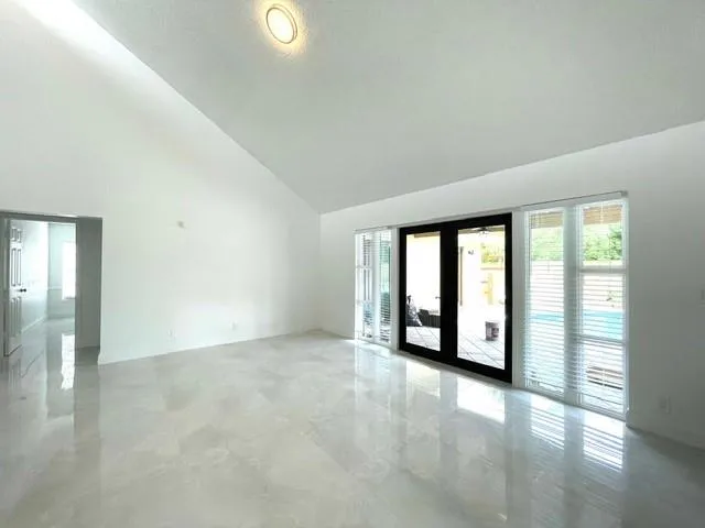 $5,495 | 1712 Northwest 91st Avenue, Plantation, FL 33322