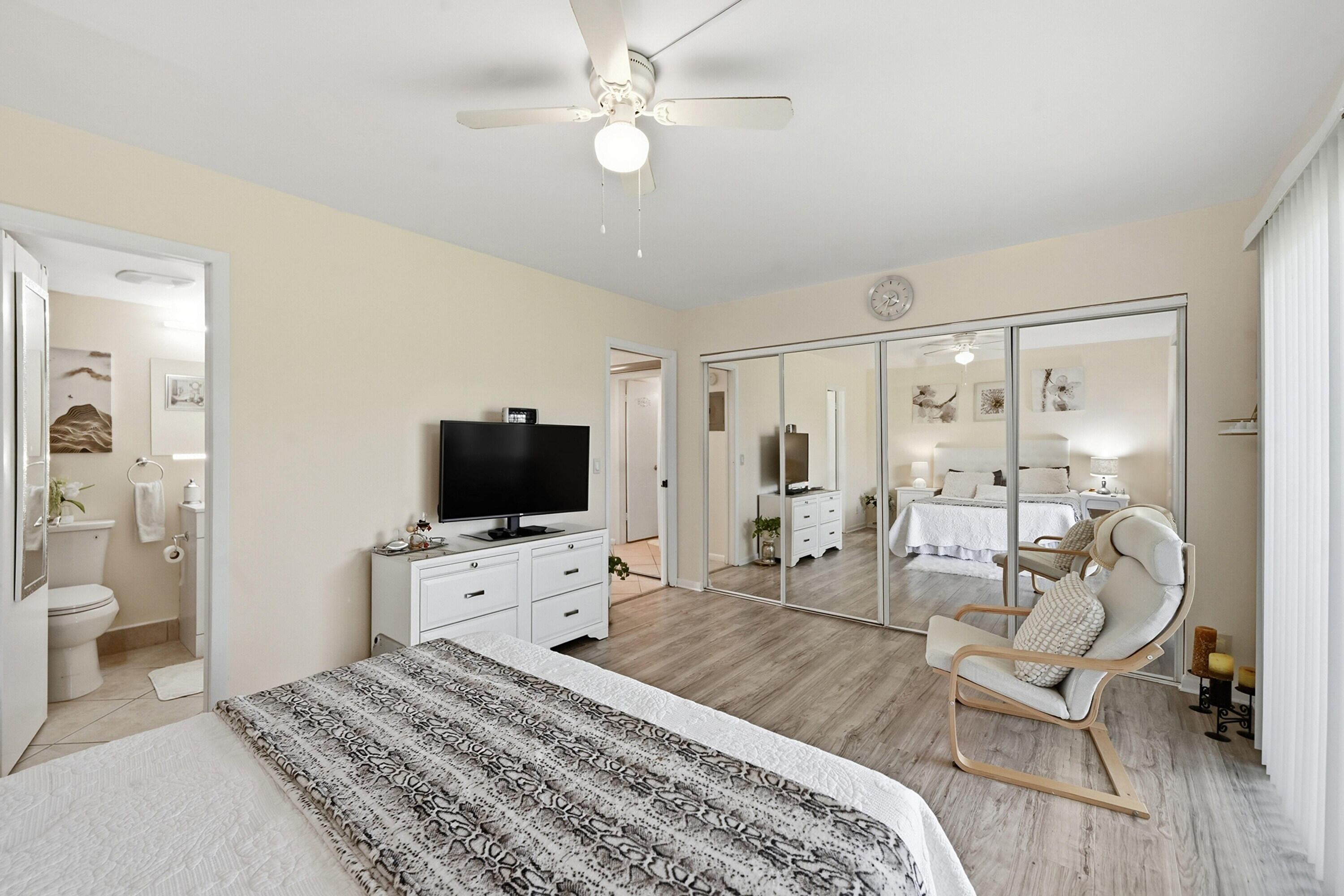 314 Brighton East, Unit H Boca Raton, FL 33434 - Photo 11 of 21 14_ra1_2094
