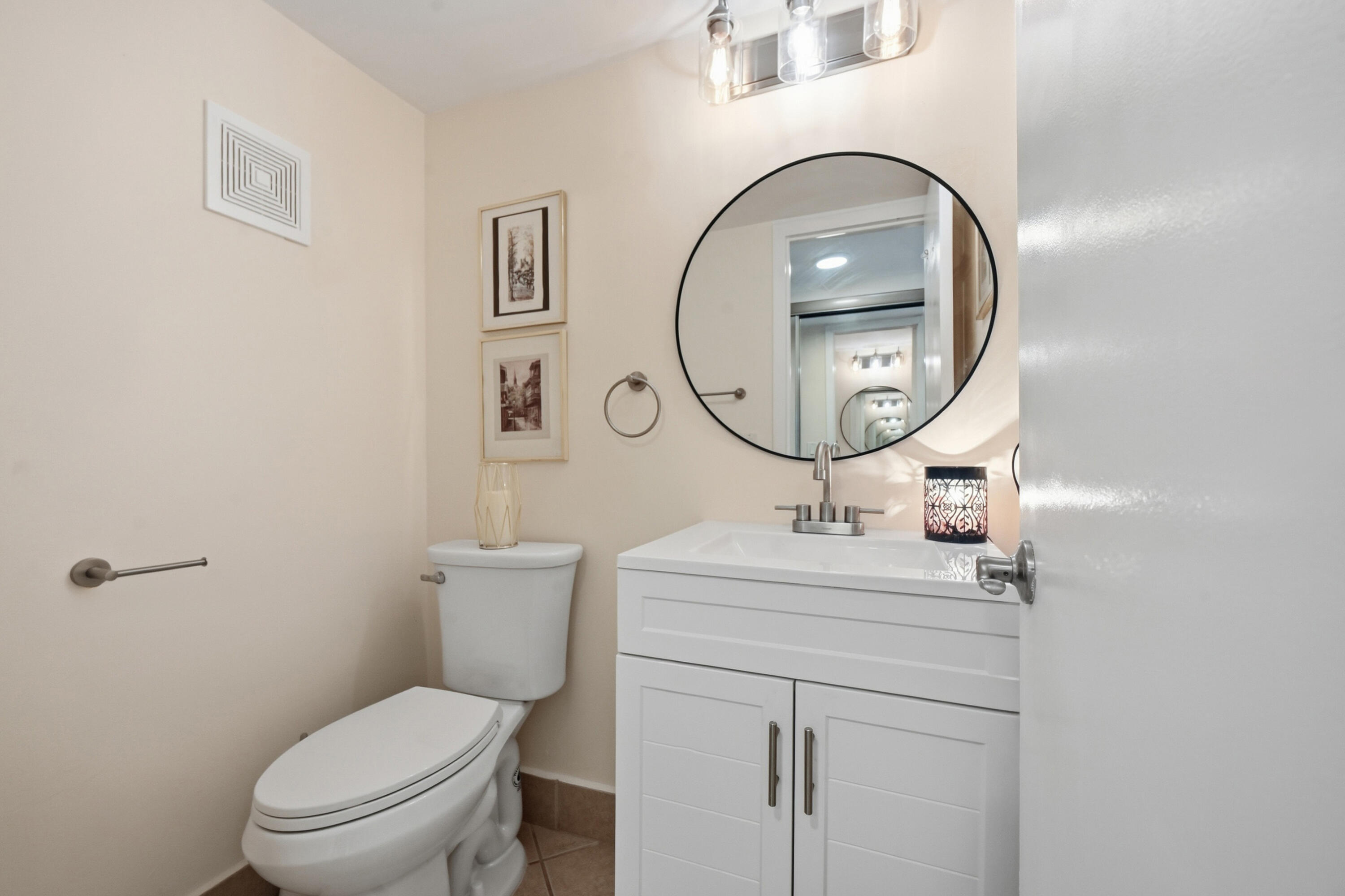 314 Brighton East, Unit H Boca Raton, FL 33434 - Photo 8 of 21 10_ra1_2064
