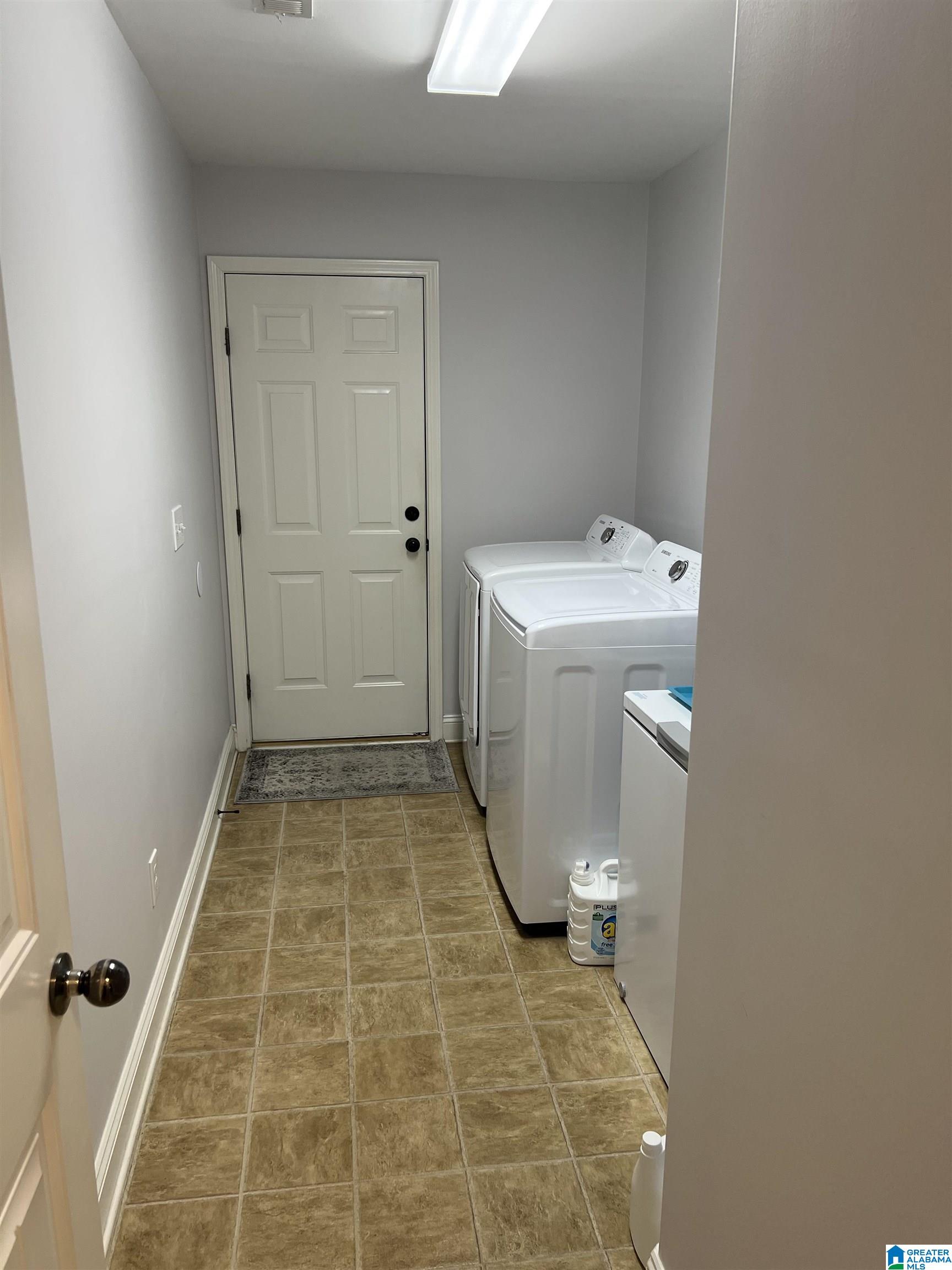 1016 Conner Circle Alabaster, AL 35007 - Photo 10 of 50