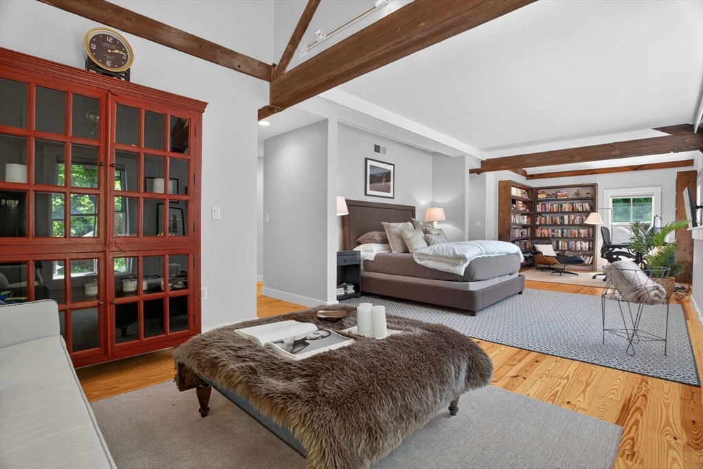 47 Longfellow Road Wellesley, MA 02481 - Photo 21 of 42