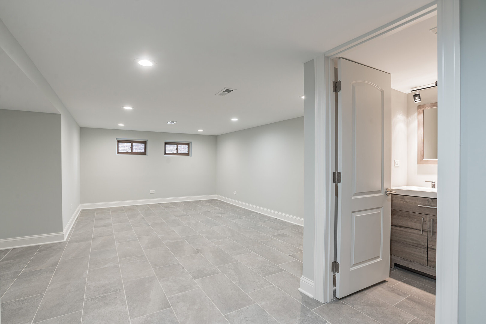 1900 Brophy Avenue Park Ridge, IL 60068 - Photo 20 of 27