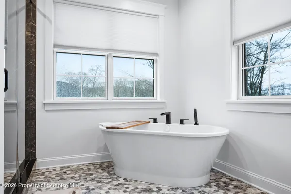 $1,099,000 | 123 Rock Ridge Drive, Clarks Summit, PA 18411