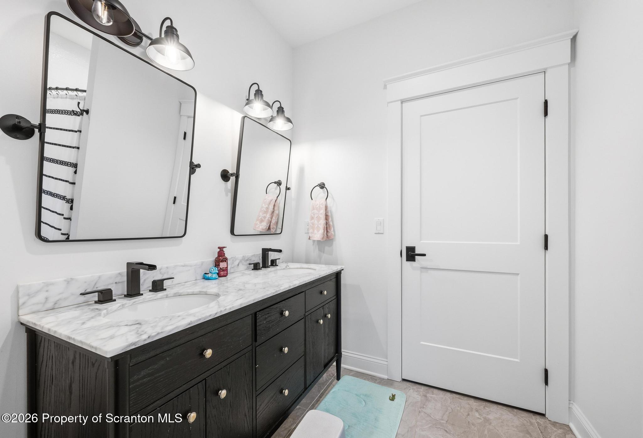 123 Rock Ridge Drive Clarks Summit, PA 18411 - Photo 39 of 70 DSC_5142-2