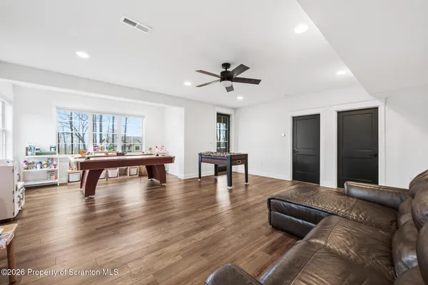 $1,099,000 | 123 Rock Ridge Drive, Clarks Summit, PA 18411