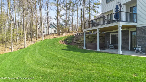 $1,099,000 | 123 Rock Ridge Drive, Clarks Summit, PA 18411