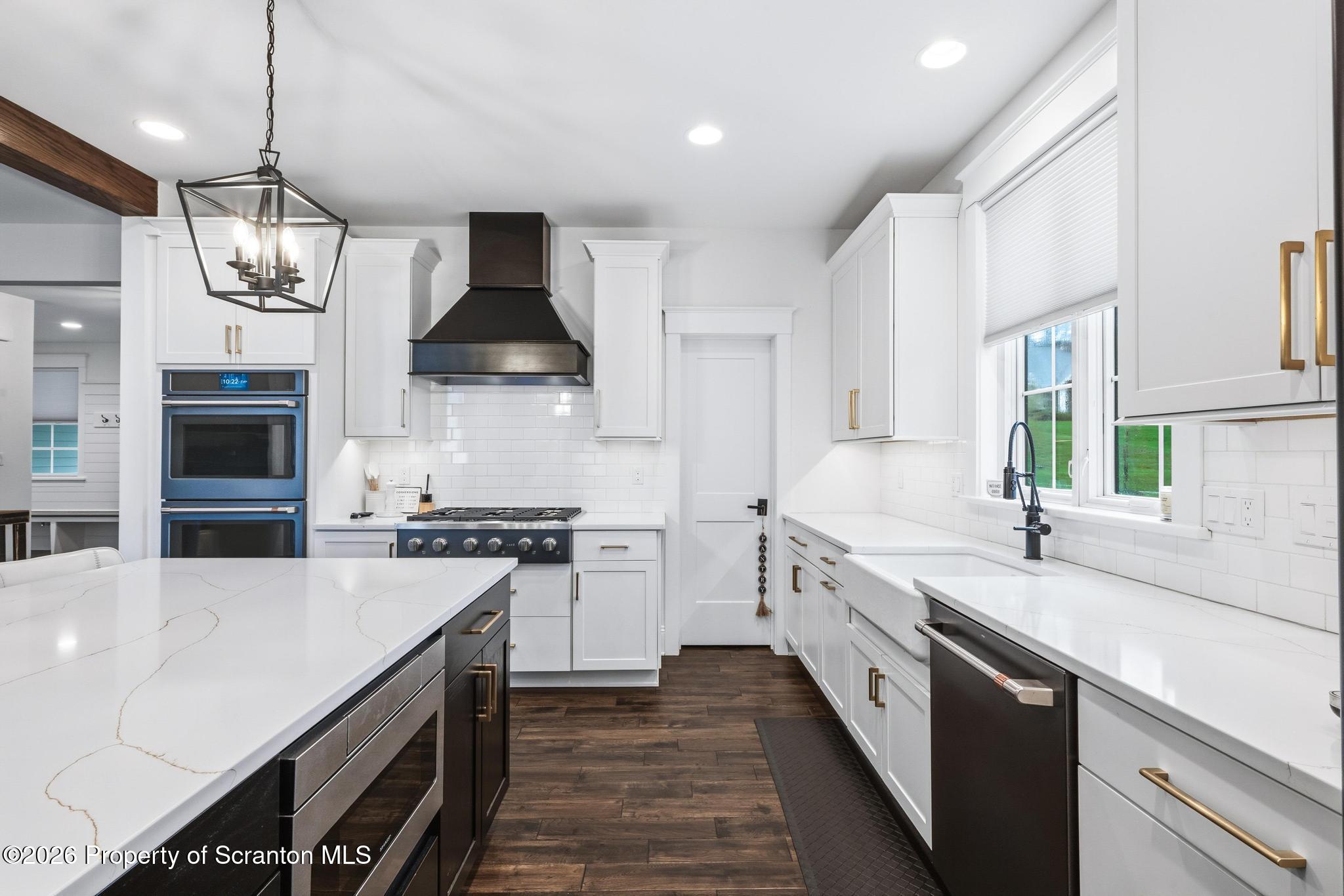 123 Rock Ridge Drive Clarks Summit, PA 18411 - Photo 10 of 70 DSC_5109-2