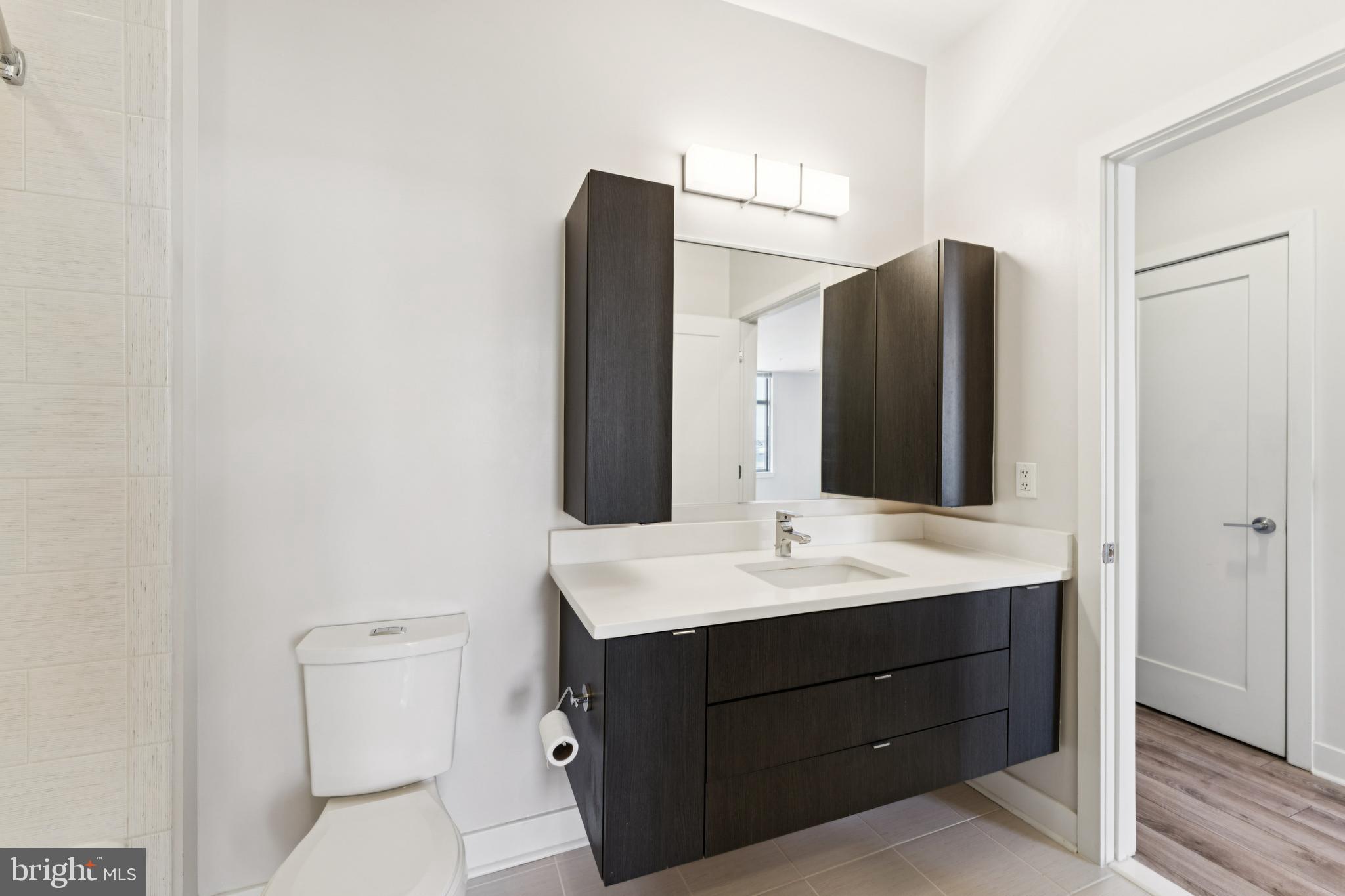 460 New York Avenue Northwest, Unit 1002 Washington, DC 20001 - Photo 19 of 29