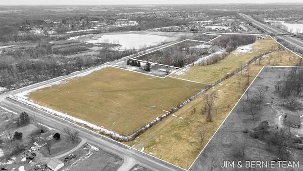 $1,995,000 | 1439 84th Avenue, Zeeland, MI 49464