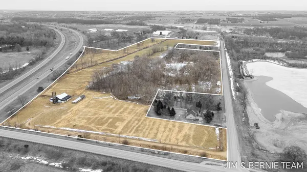 $1,995,000 | 1439 84th Avenue, Zeeland, MI 49464