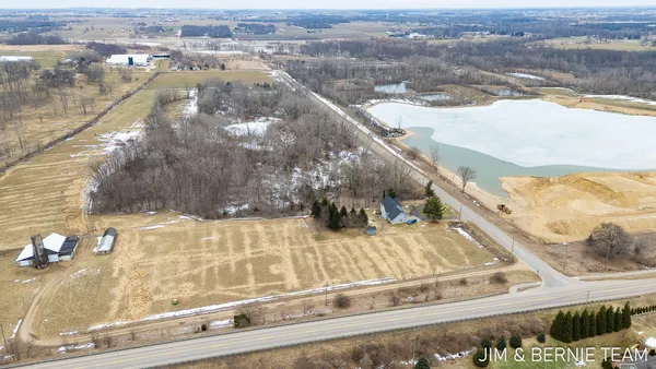 $1,995,000 | 1439 84th Avenue, Zeeland, MI 49464