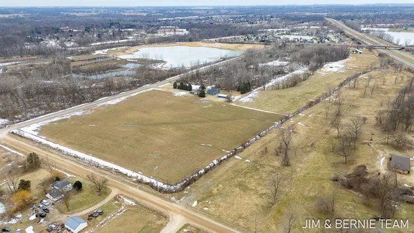 $1,995,000 | 1439 84th Avenue, Zeeland, MI 49464