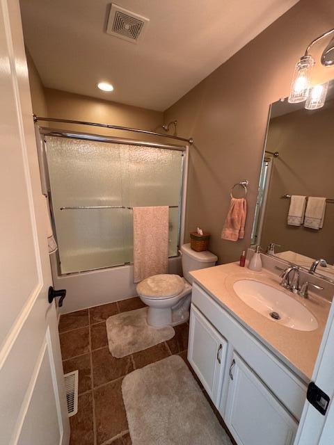 2307 Legend Circle Chesterton, IN 46304 - Photo 8 of 24 a bathroom with a sink toilet and shower