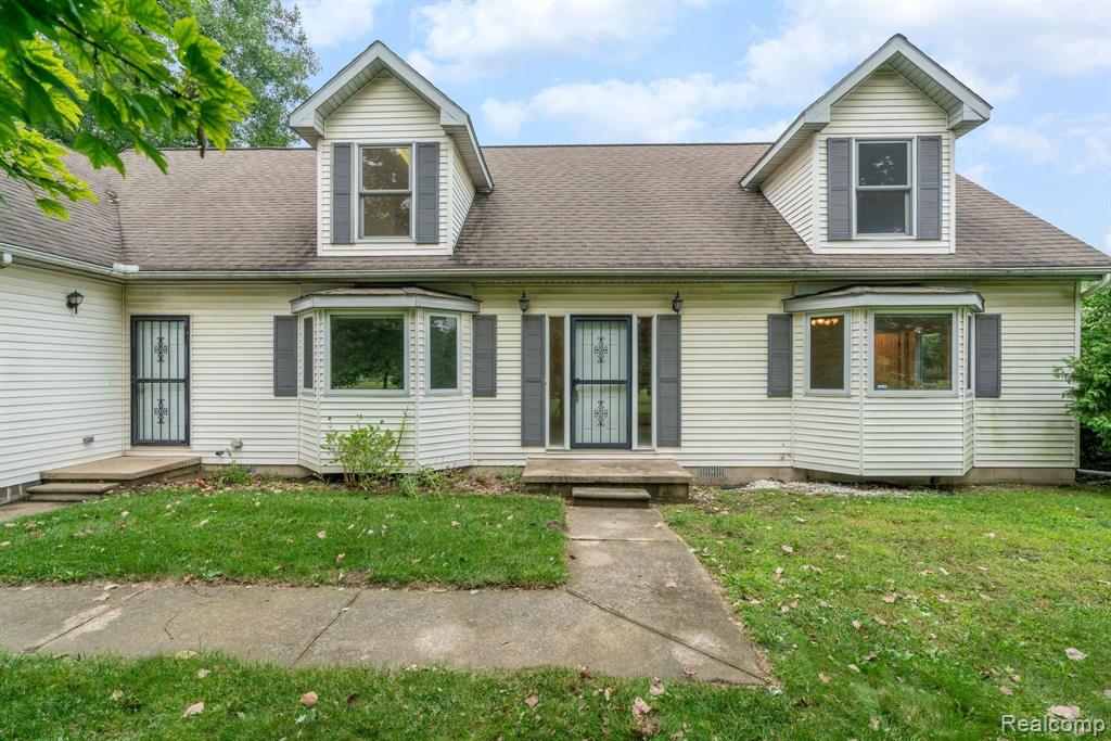 46376 Hull Road Belleville, MI 48111 - Photo 3 of 42