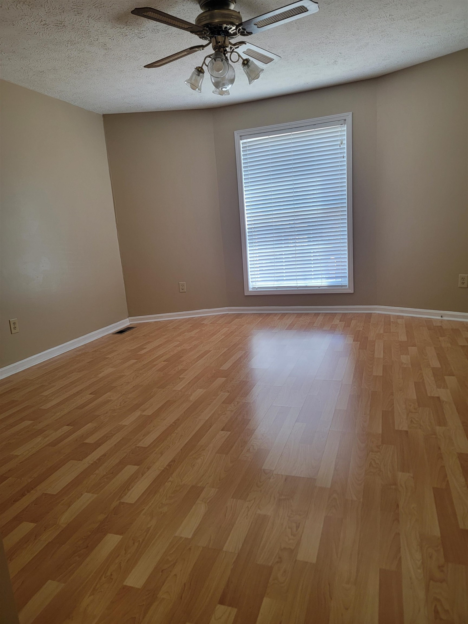 19 Roxy Cove Jackson, TN 38301 - Photo 4 of 14 Photo 4