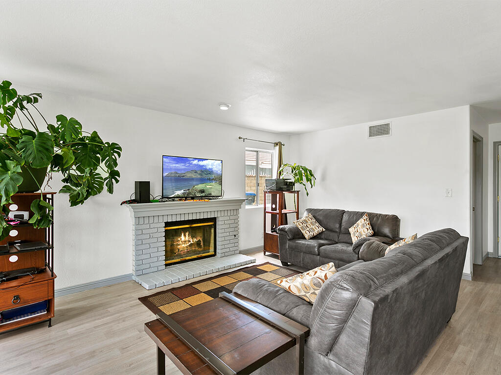 1615 Silvia Avenue Lancaster, CA 93535 - Photo 21 of 54 1615 Silvia - Family2