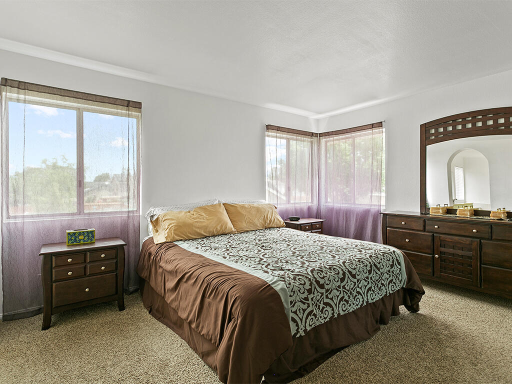 1615 Silvia Avenue Lancaster, CA 93535 - Photo 23 of 54 1615 Silvia - Bed1a