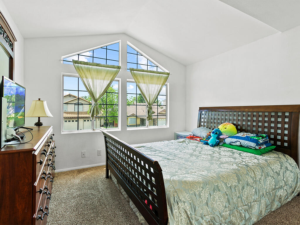 1615 Silvia Avenue Lancaster, CA 93535 - Photo 25 of 54 1615 Silvia - Bed2