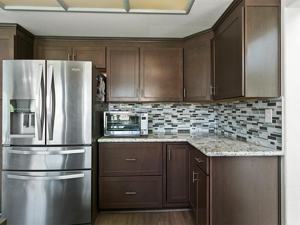 1615 Silvia Avenue Lancaster, CA 93535 - Photo 7 of 54 1615 Silvia - Kitchen1