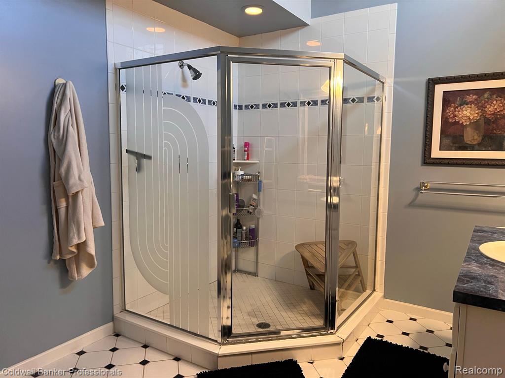 3114 West Sutton Road Lapeer, MI 48446 - Photo 18 of 30