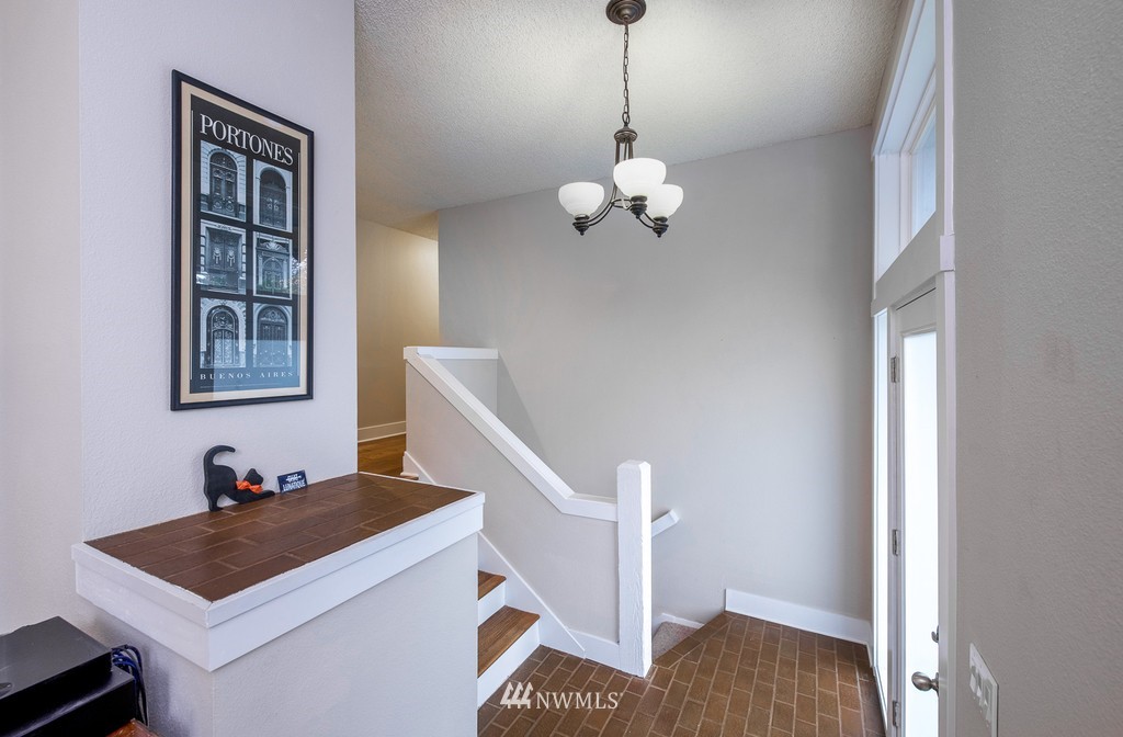 16644 157th Court Southeast Renton, WA 98058 - Photo 2 of 23