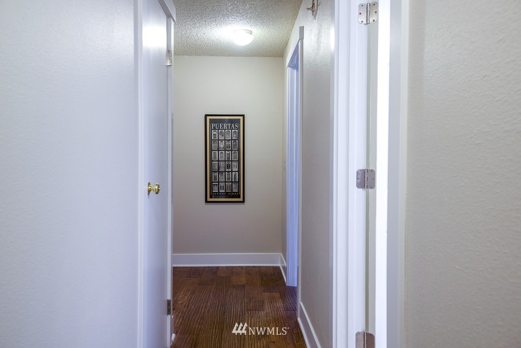 16644 157th Court Southeast Renton, WA 98058 - Photo 13 of 23